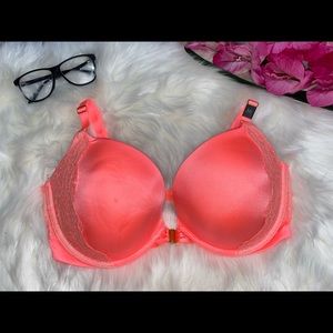 Victoria’s Secret Very Sexy Push-up